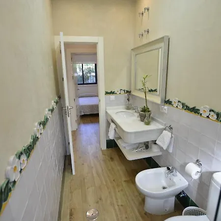 Maravillosa Privada Con Piscina Y Gran Jardin Velilla-Taramay