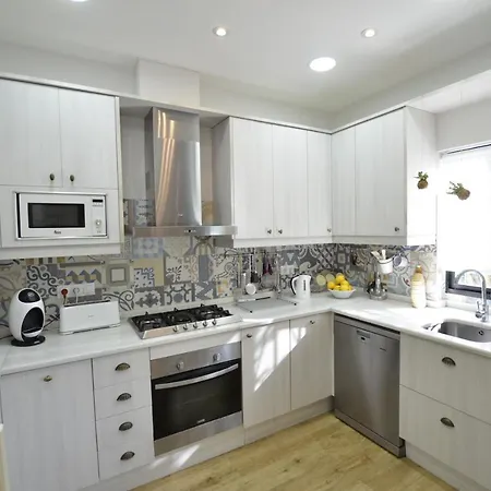 Maravillosa Privada Con Piscina Y Gran Jardin Vila *