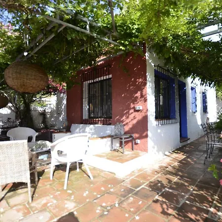 Maravillosa Privada Con Piscina Y Gran Jardin * Velilla-Taramay