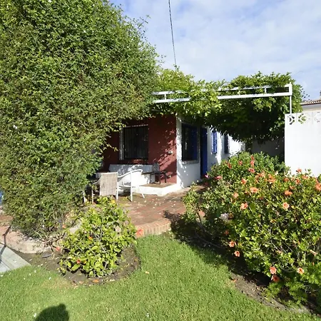 Maravillosa Privada Con Piscina Y Gran Jardin