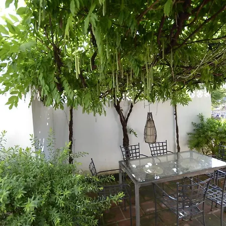 Maravillosa Privada Con Piscina Y Gran Jardin Velilla-Taramay