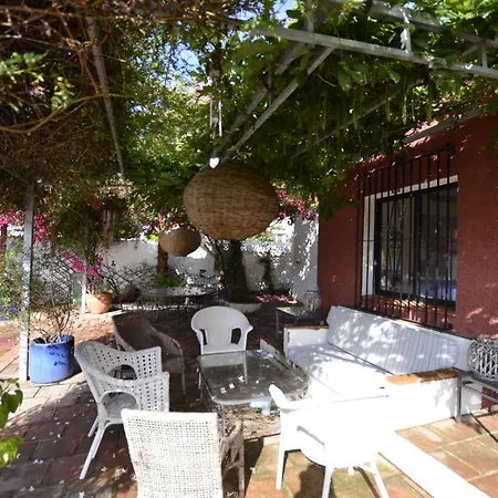 Maravillosa Privada Con Piscina Y Gran Jardin Villa Velilla-Taramay