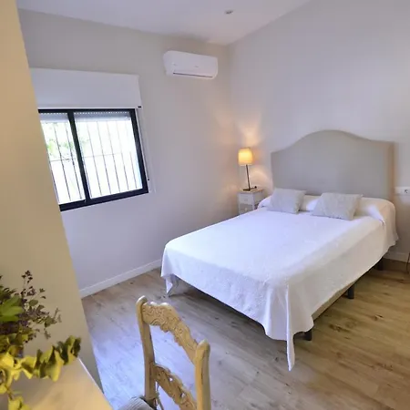 Maravillosa Privada Con Piscina Y Gran Jardin * Velilla-Taramay